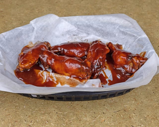 Bone In Wings (10 pcs).